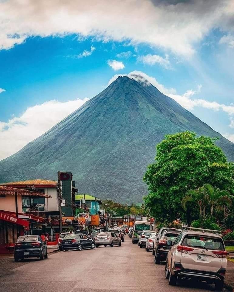 Villa Jade, La Fortuna Downtown Exterior photo